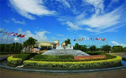 补漆笔京东自营旗舰店红色（红色补漆笔的价格）